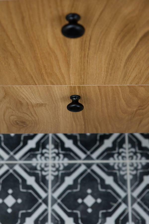 Colorful Bnb Apartment Haifa Bagian luar foto